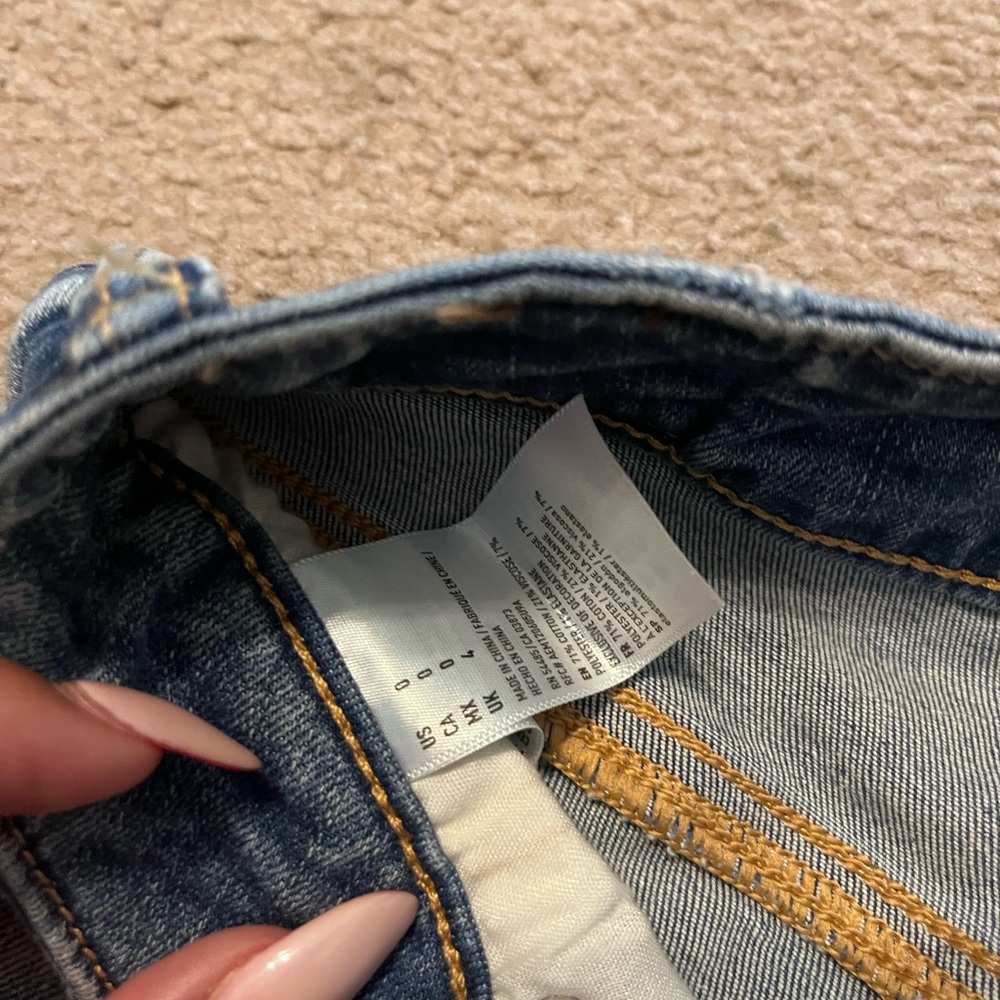 Shorts - Picture 2 of 3
